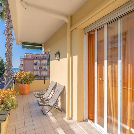 Splendido Trilocale Vista Mare Apartmán Albenga